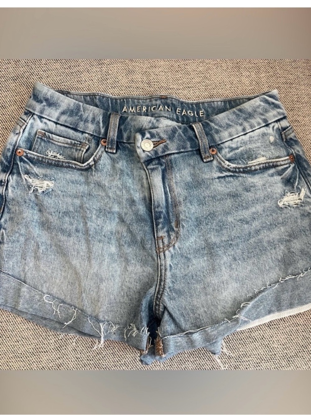 American eagle curvy mom short crossover waist size 4